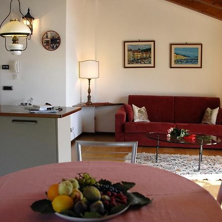 Alveluu Ristorante E Suites Tremezzo Kamer foto