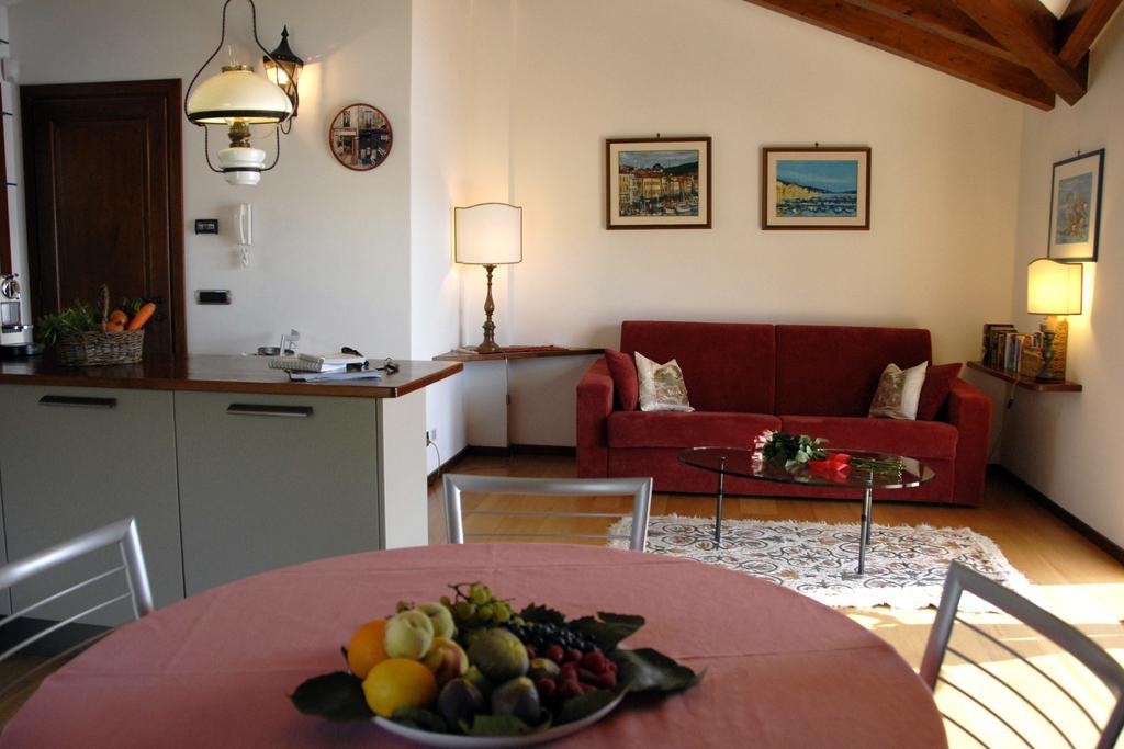 Alveluu Ristorante E Suites Tremezzo Kamer foto