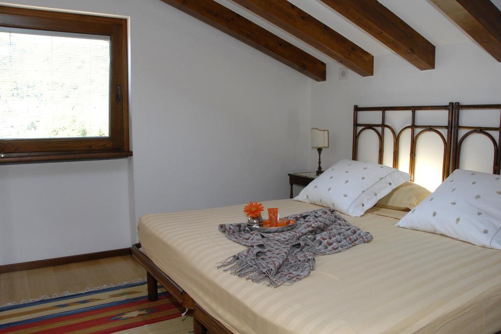 Alveluu Ristorante E Suites Tremezzo Kamer foto