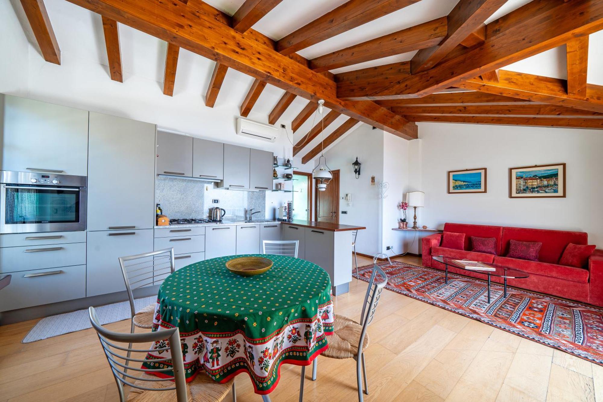 Alveluu Ristorante E Suites Tremezzo Buitenkant foto
