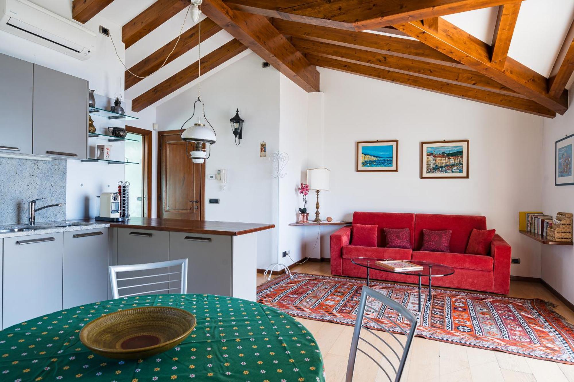 Alveluu Ristorante E Suites Tremezzo Buitenkant foto